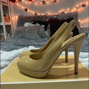 Michael Kors pumps